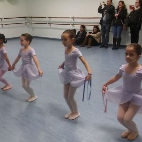 actuaciones la zapatilla roja fola 02